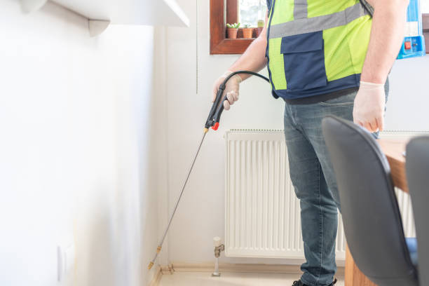 Best Emergency Pest Control  in Crestwood, IL